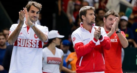 Federer casts doubt over Davis Cup future in 2016