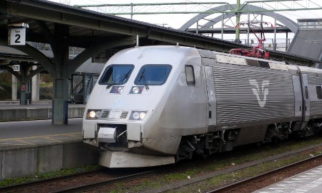 'Don't throw refugees off Sweden's trains'