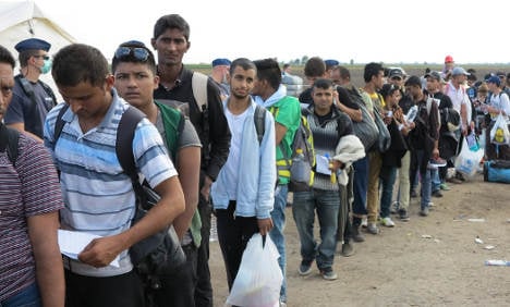 EU ministers fail to reach refugee quotas deal