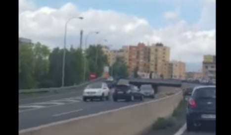 Terrifying moment car is driven the wrong way on Mallorca motorway