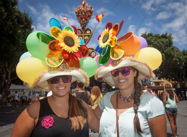 Celebrating Pamela: Spain's wacky hat festival - The Local