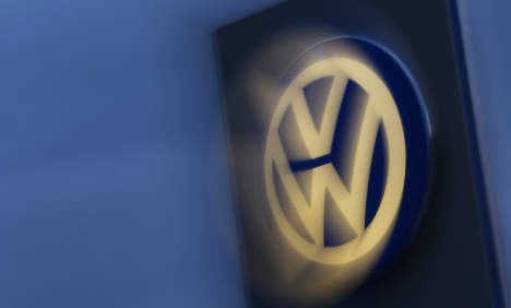 Troubled VW cuts annual investment by €1 billion