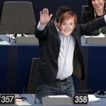 Italian MEP suspended over Nazi gestures