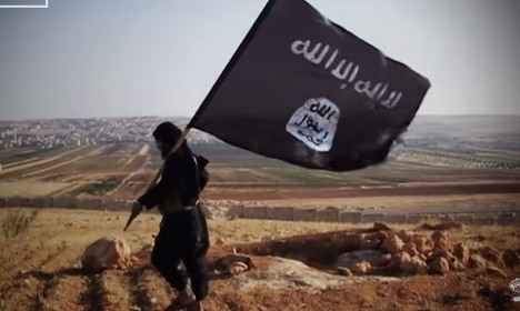 Spanish woman, 22, held at Madrid airport on way to join Isis in Syria