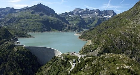 Swiss hydro dam part of Tour de France 2016