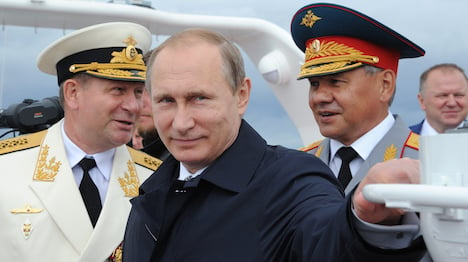 Putin to Russian navy: treat France as ally
