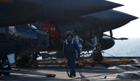 French aircraft carrier soon ready to strike ISIS