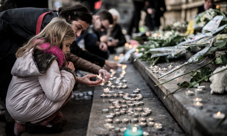 'Parents should tell their kids about Paris attacks'