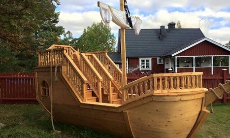 Ahoy! Swede builds giant pirate ship in his garden