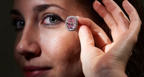 Jewels expected to set Geneva auction records