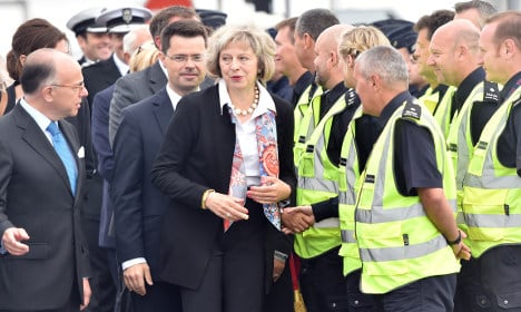 People smugglers: UK and France to join forces