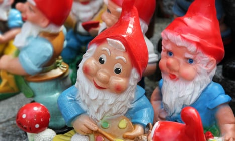Swede awaits gnome theft spree ruling