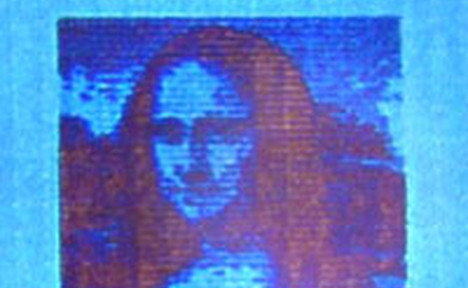 Danish scientists print microscopic Mona Lisa