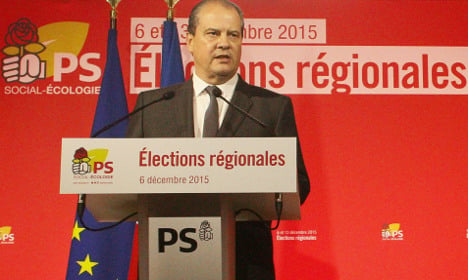Socialists withdraw to block National Front