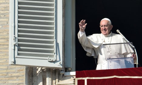 Pope hails UN progress on Syria and Libya