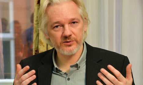 Sweden to question Assange on rape claims