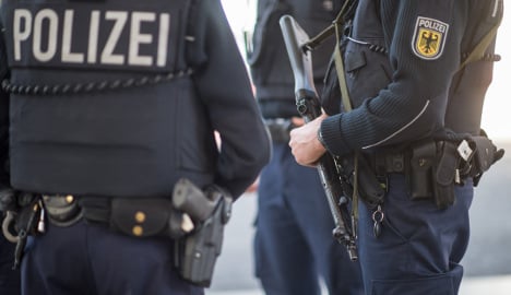Munich police bust men with toy guns on bus