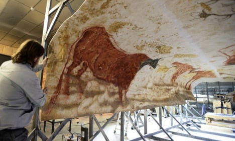 Artists finish life-size replica of Lascaux cave paintings