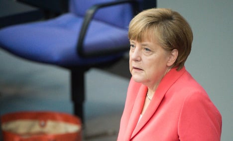 40% of Germans want Merkel to resign over refugees: poll