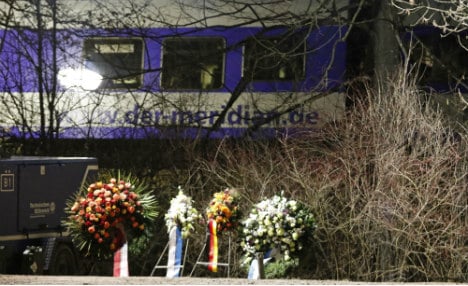 Controller 'twice tried to warn trains before Bavaria collision'