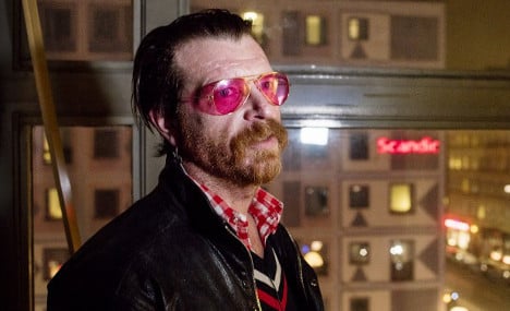 Eagles of Death Metal singer: 'I want everyone to have guns'