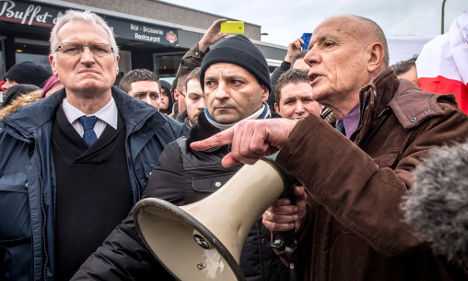 Ex-French army commander faces jail over anti-Islam rally