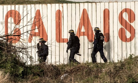 Anti-Islam protestors clash with police in Calais