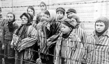 Alleged Auschwitz guard dies before arrest