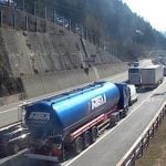 Queues build at Gotthard as Easter approaches