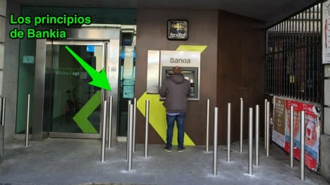 Outcry over Spanish bank's 'anti-homeless' metal bars