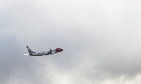 Stockholm-bound plane makes emergency landing
