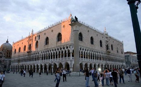 Tourist tat sparks bomb alert at Doge's Palace in Venice