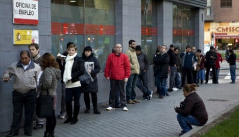 Spanish unemployment figures rise in February