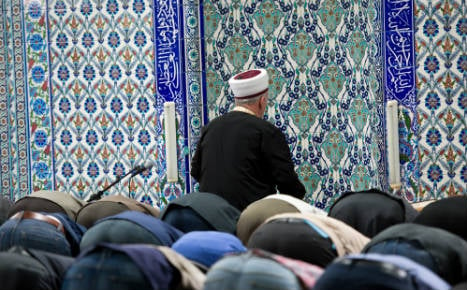 Merkel party calls for state to spy on mosques