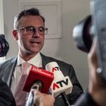 FPÖ’s Hofer wins 36.7% of vote, runoff likely