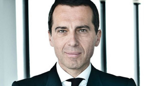 Rail boss Kern looks set to be new Austrian chancellor