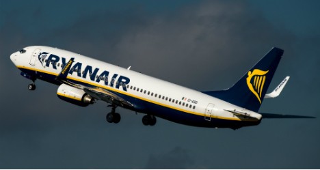 Bomb threat from man refused beer on Ryanair flight in Spain