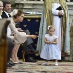 Princess Madeleine telling off Princess Leonore.Photo: Claudio Bresciani/TT