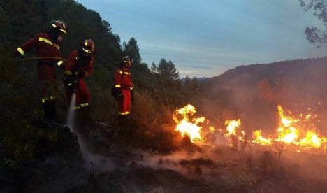 Wildfire forces evacuation of hospital in eastern Spain