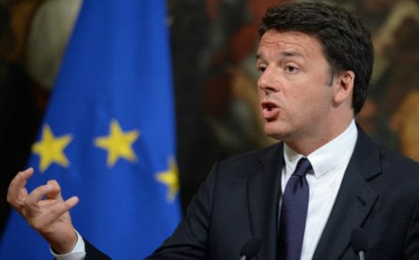 Renzi calls urgent meeting as Italy's far-right rejoice Brexit