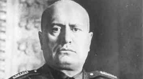 Unseen papers of Mussolini’s last meeting go to auction