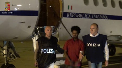 Migrant smuggling 'boss' extradited to Italy
