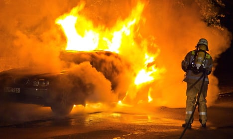 More far-left violence in Berlin as 17 cars are set on fire