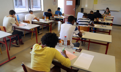 French exam markers asked to snoop on 'radical pupils'