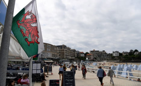 Brittany town falls for charm of Wales and feeling is mutual