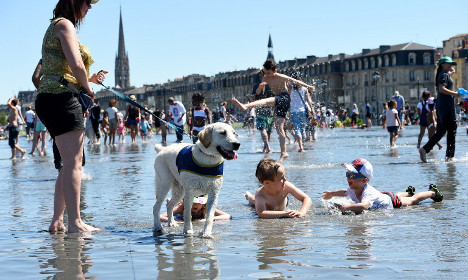 Heatwave warnings extended as sun scorches France
