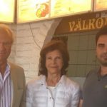 See Sweden’s King and Queen pop out for pizza