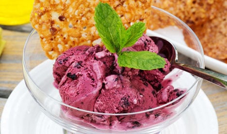 How to make this scrumptious Swedish bilberry ice cream