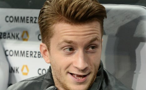 Footballer Reus gets licence after driving illegally for years