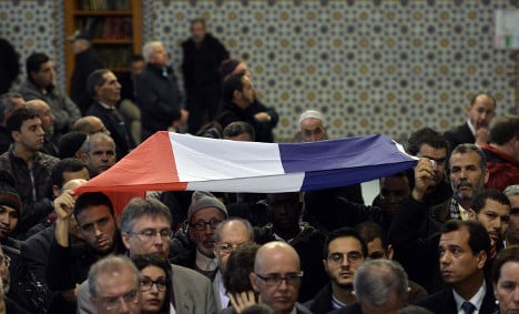France hopes to open new chapter in Muslim relations